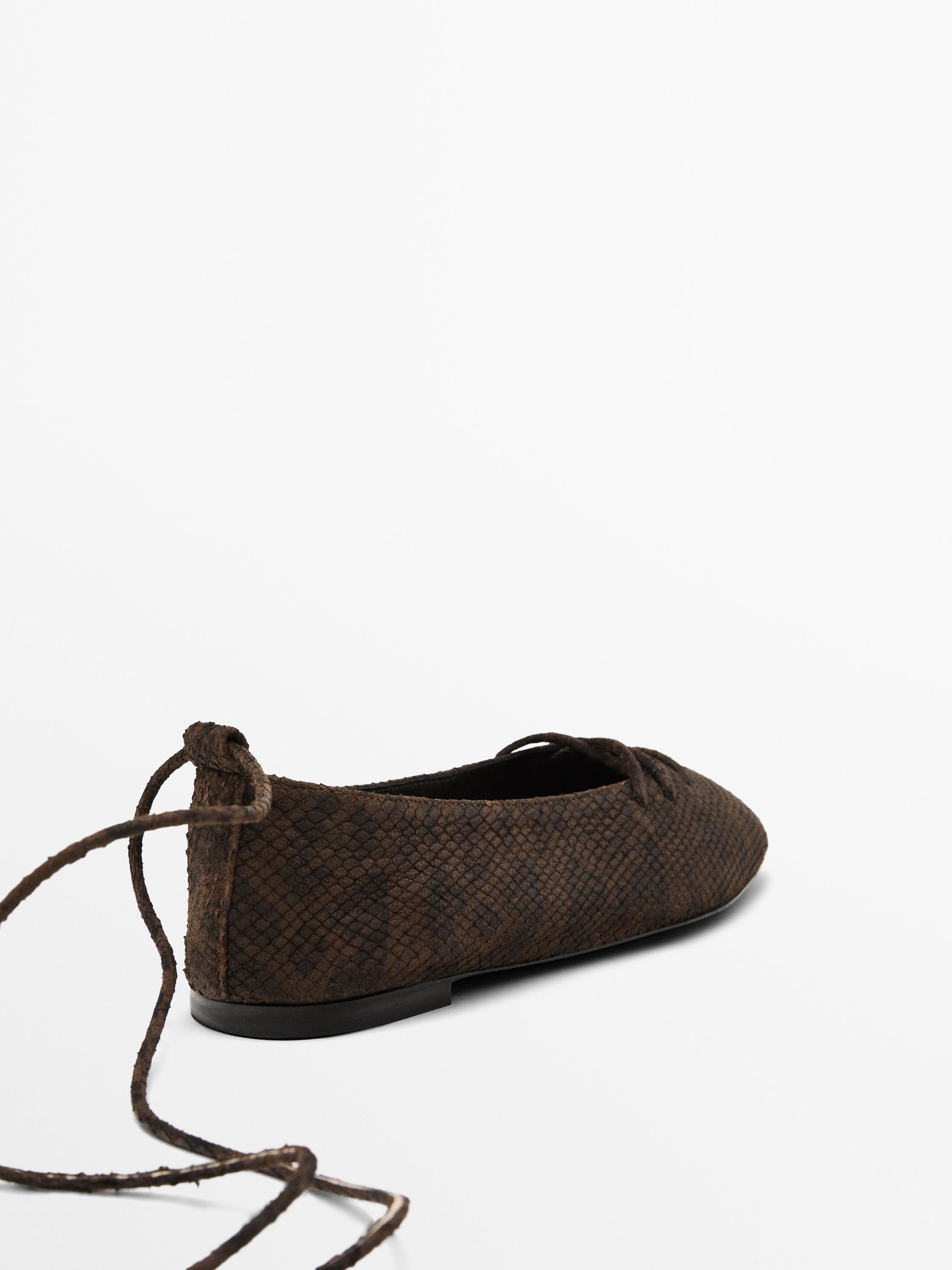 Lace-up printed ballet flats